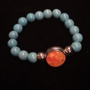Turquoise color natural stone beaded bracelet
